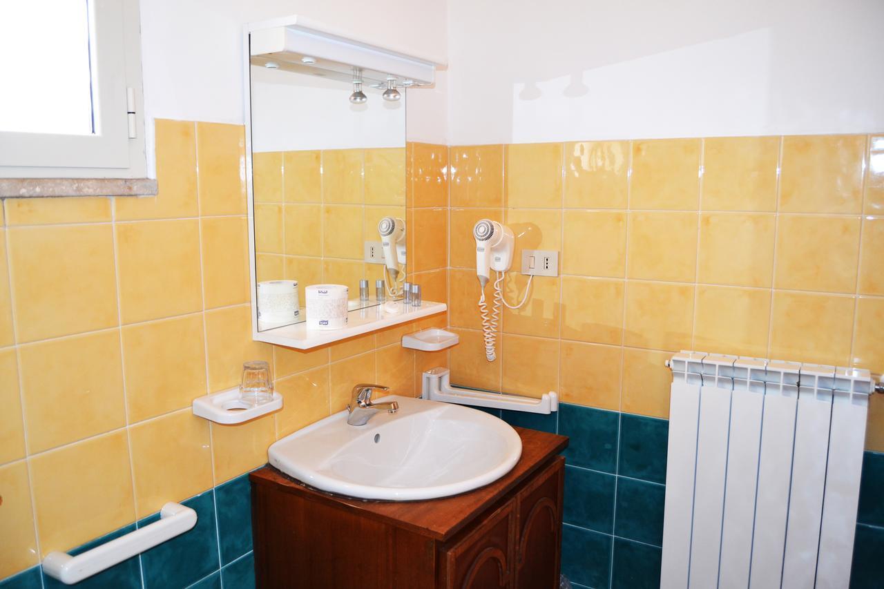 Tenuta Gran Paradiso Hotel Palombara Sabina Ngoại thất bức ảnh